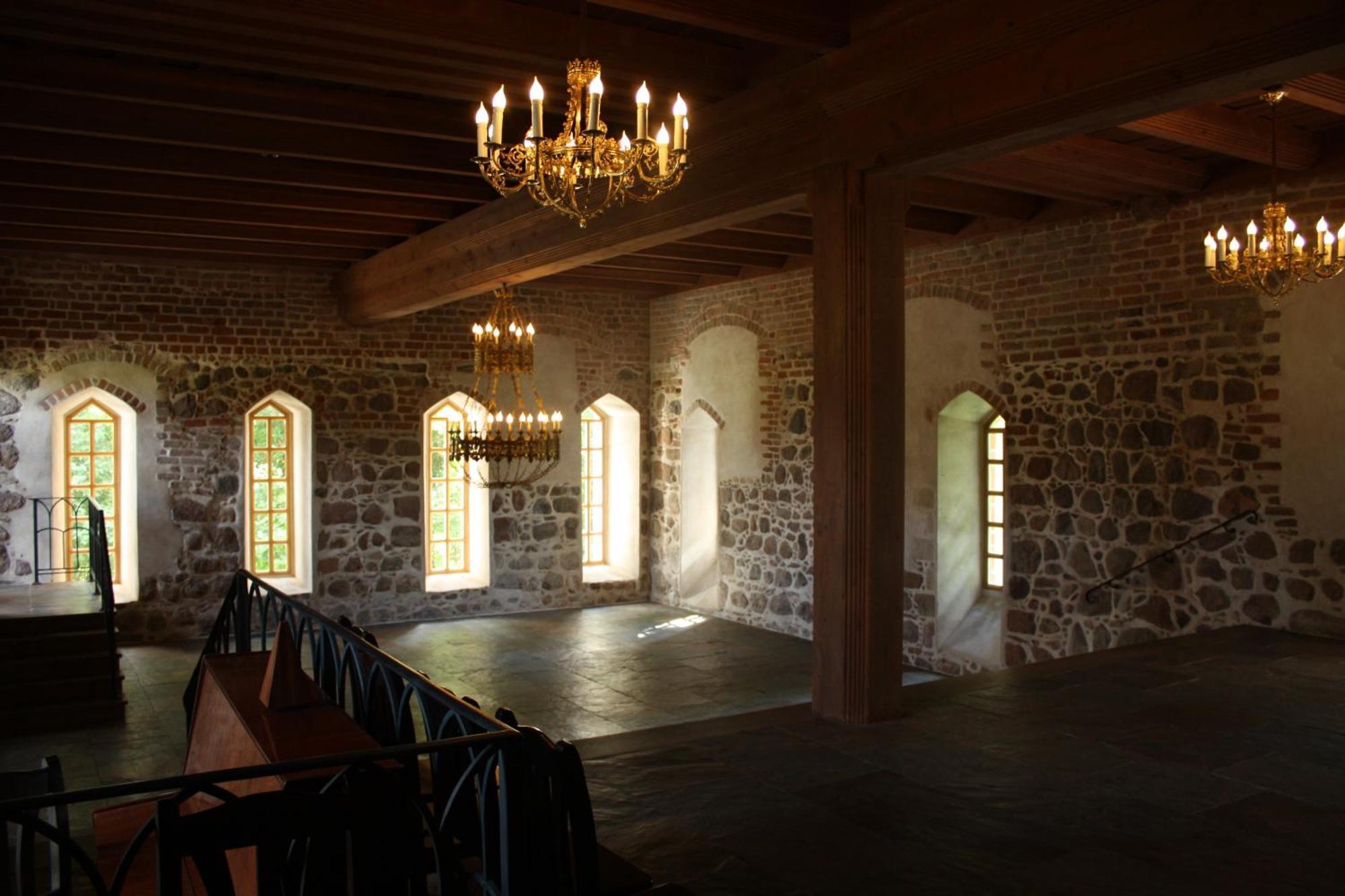 Klasztor Cedynia Hotel Екстериор снимка