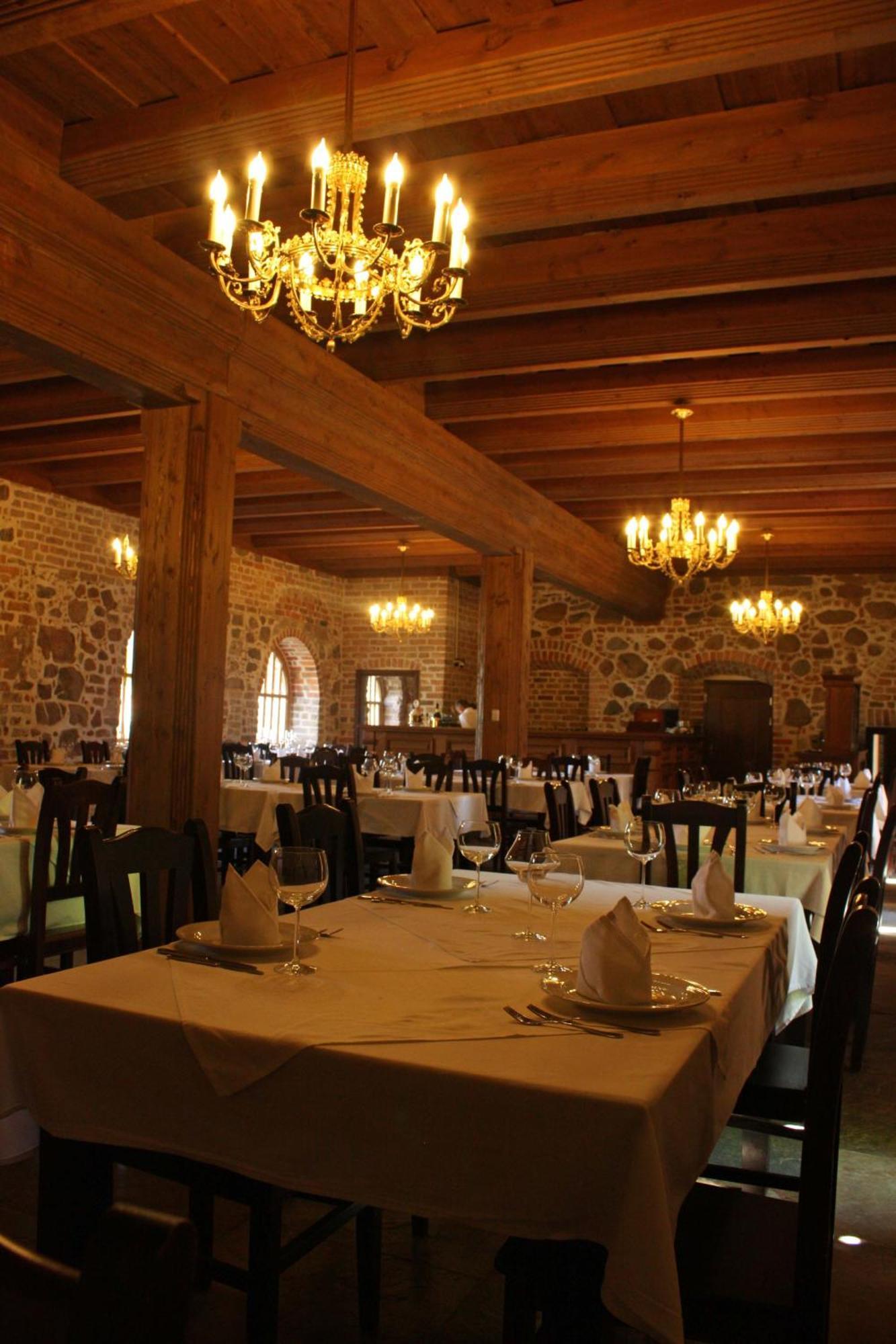Klasztor Cedynia Hotel Екстериор снимка